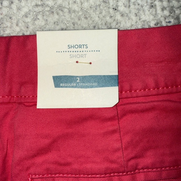 Old Navy women’s shorts - Picture 3 of 5